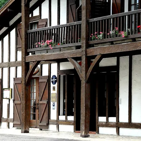 Hotel Des Pins - Teritoria Sabres