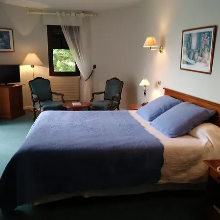 Hotel Des Pins - Teritoria Sabres