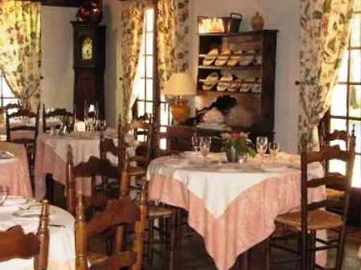 Hotel Des Pins - Teritoria 3*